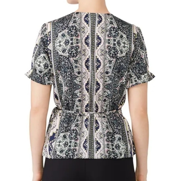 Cupcakes and Cashmere Kabrina Wrap Blouse Women's Size Small - Picture 11 of 13